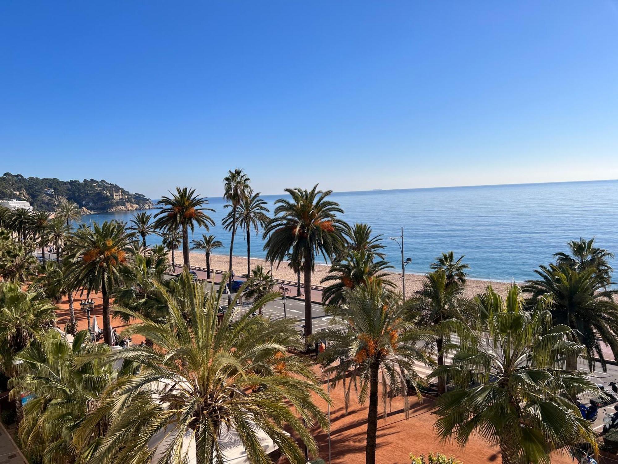 Mediterranean Apartment In Lloret De Mar Next To The Sea 외부 사진